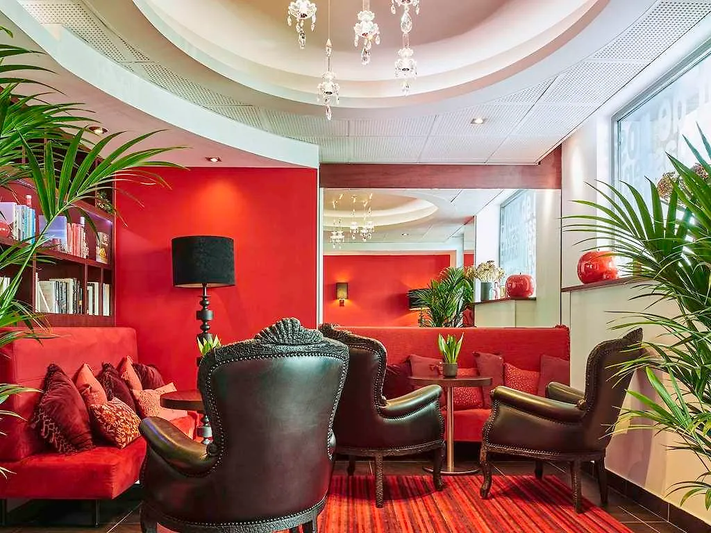 Mercure Paris Tour Eiffel Pont Mirabeau Hotel