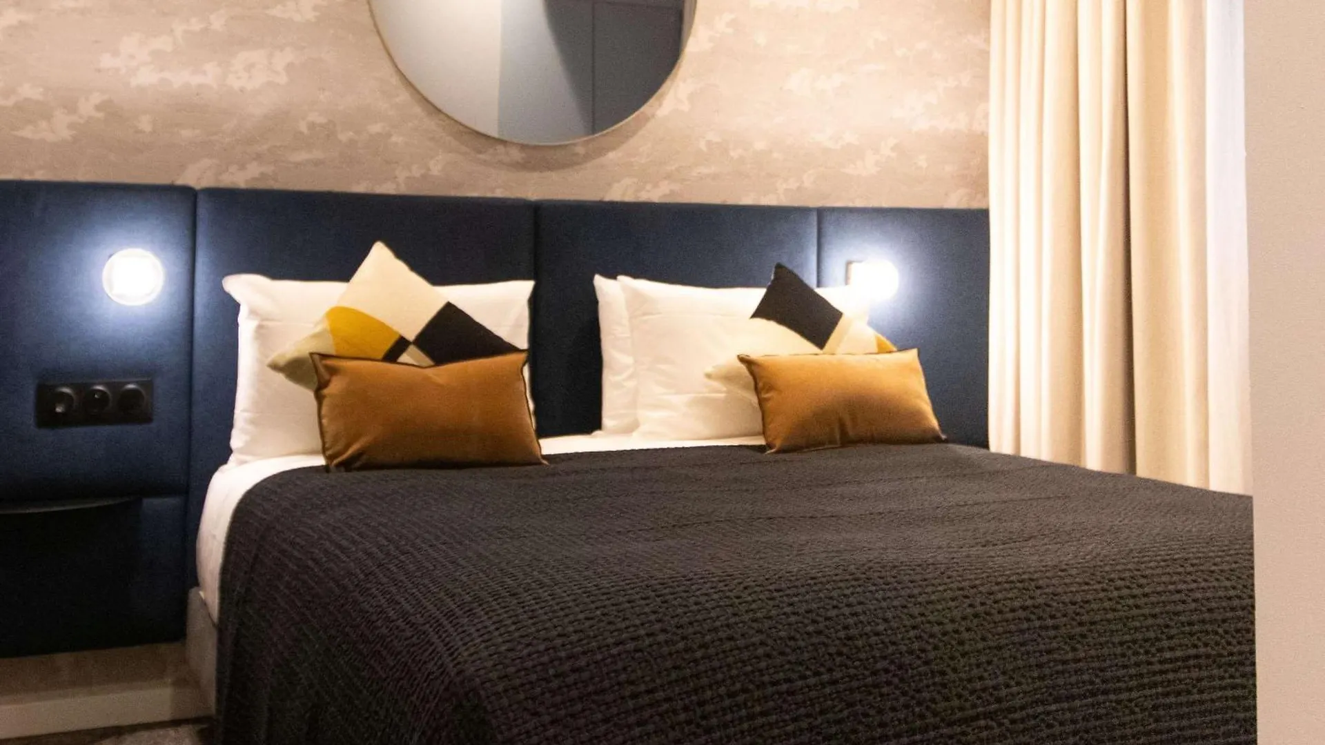 **** Hotel Mercure Paris Tour Eiffel Pont Mirabeau França