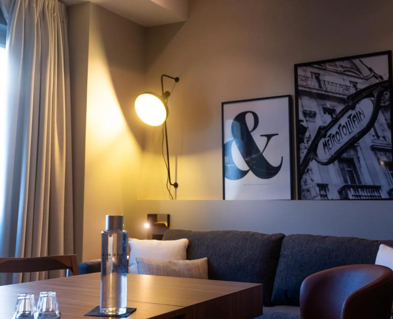 Mercure Paris Tour Eiffel Pont Mirabeau Hotel