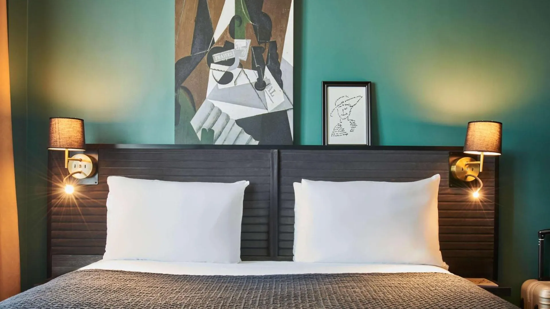 Mercure Paris Tour Eiffel Pont Mirabeau 4*,