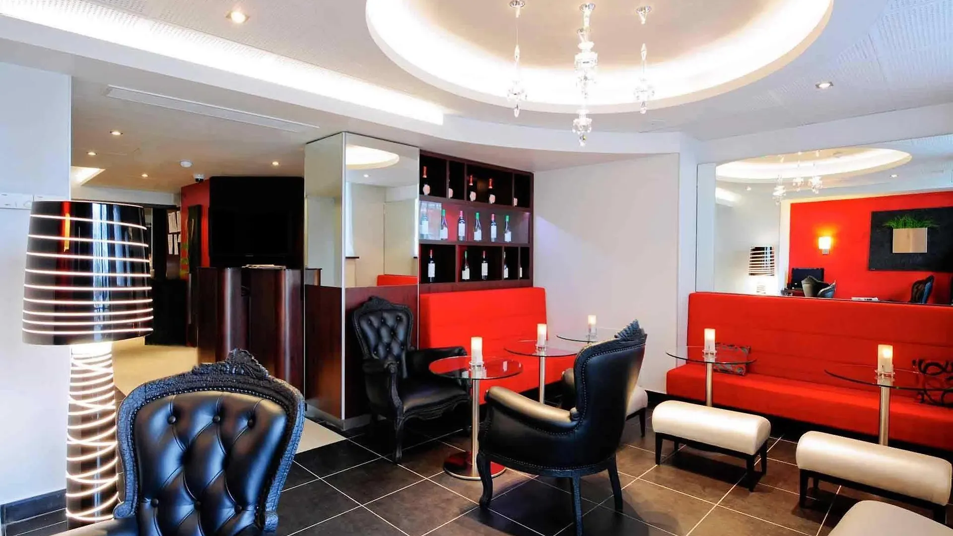 Mercure Paris Tour Eiffel Pont Mirabeau